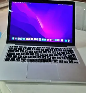 New Laptop Apple MacBook Pro 2015 8GB Intel Core I5 SSD 256GB