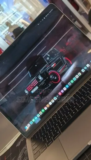 New Laptop Apple MacBook Pro 2017 8GB Intel Core I5 SSD 128GB