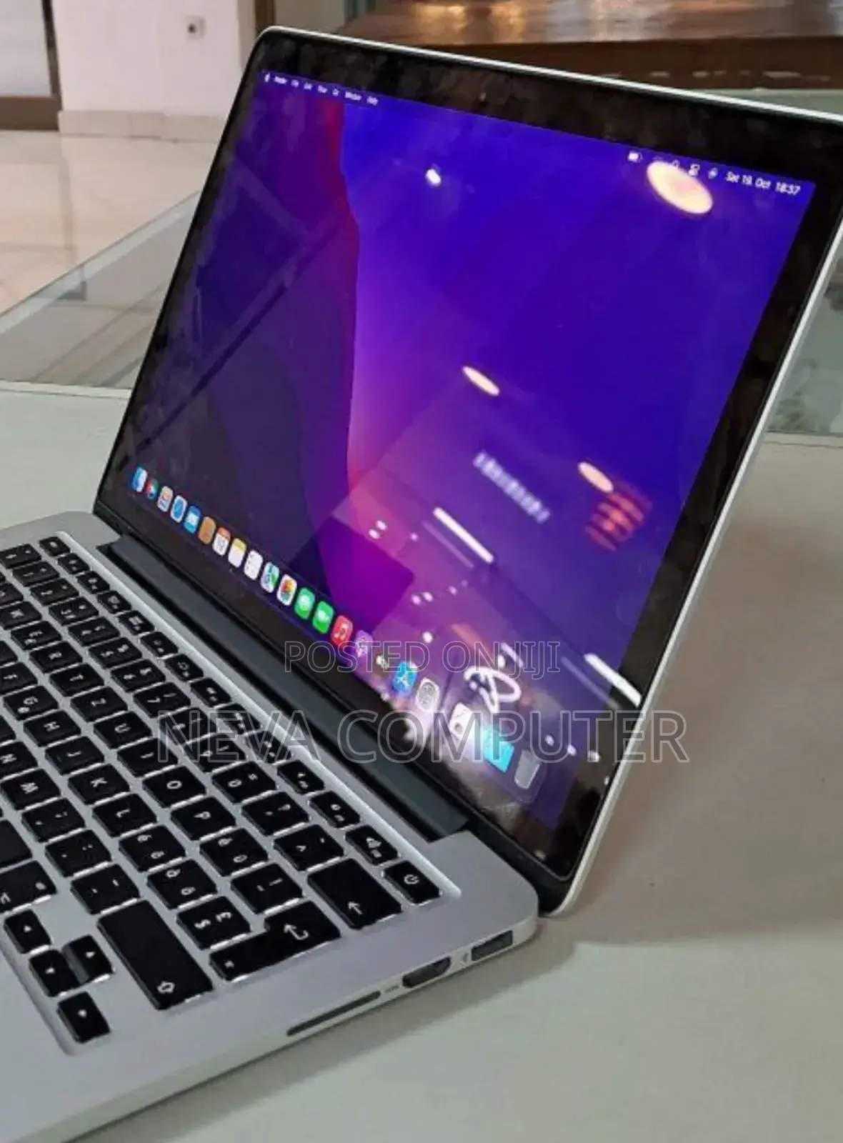 New Laptop Apple MacBook Pro 2019 8GB Intel Core I5 SSD 256GB