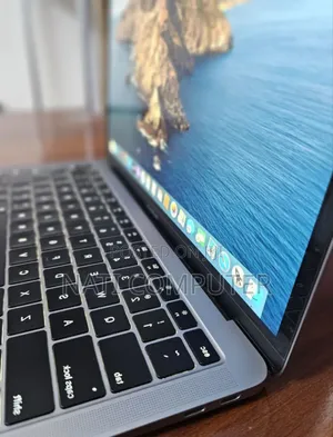 New Laptop Apple MacBook 2015 8GB Intel Core I5 SSD 256GB