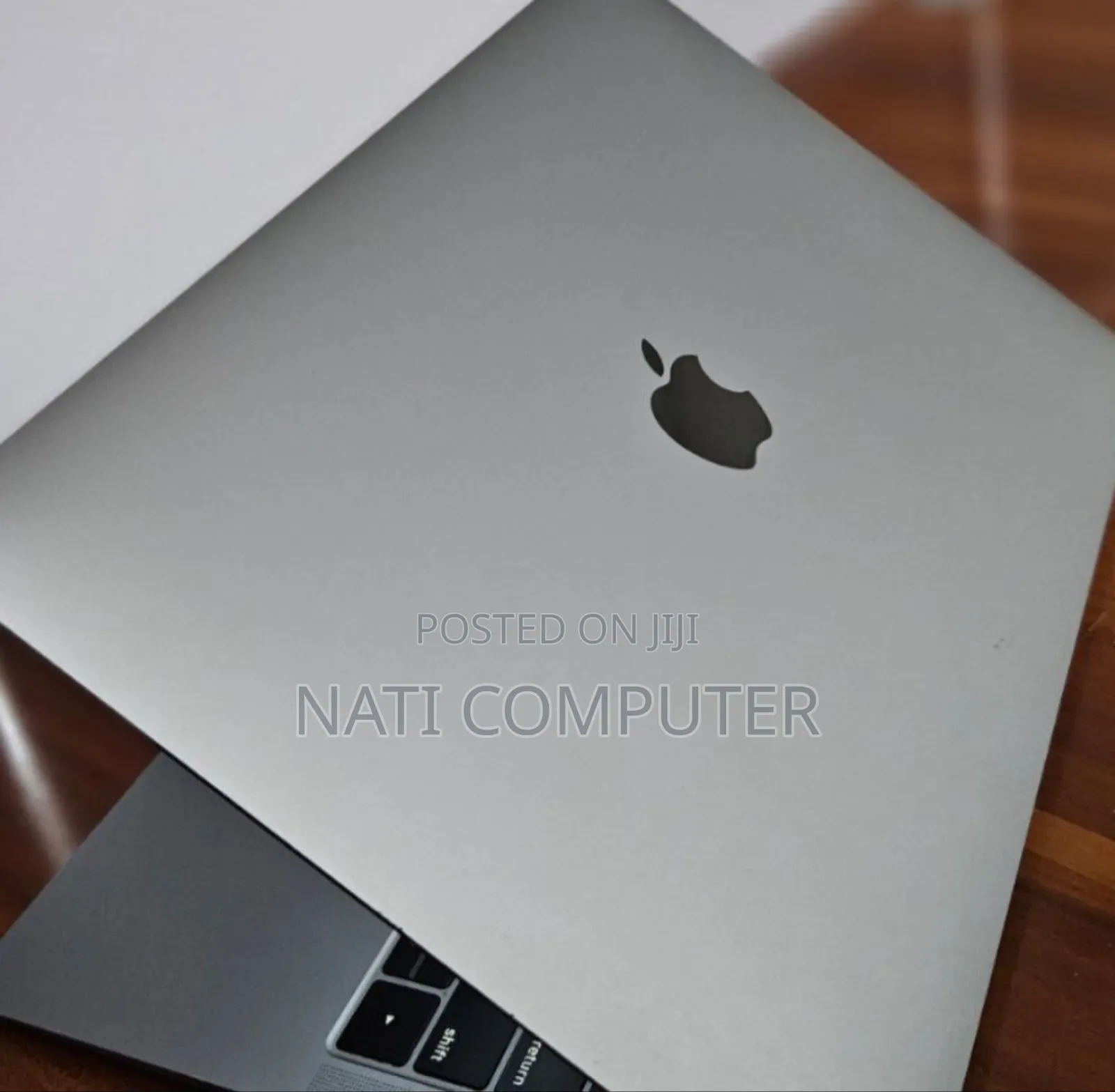 New Laptop Apple MacBook 2015 8GB Intel Core I5 SSD 256GB