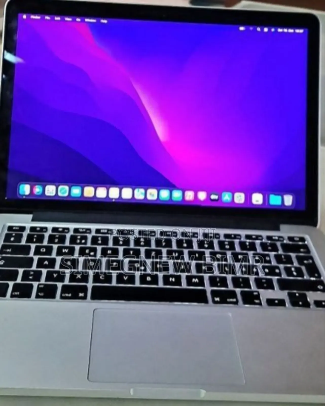 New Laptop Apple MacBook Pro 2015 8GB Intel Core I5 SSD 256GB