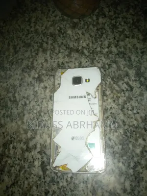 Samsung Galaxy A3 Duos 16 GB White