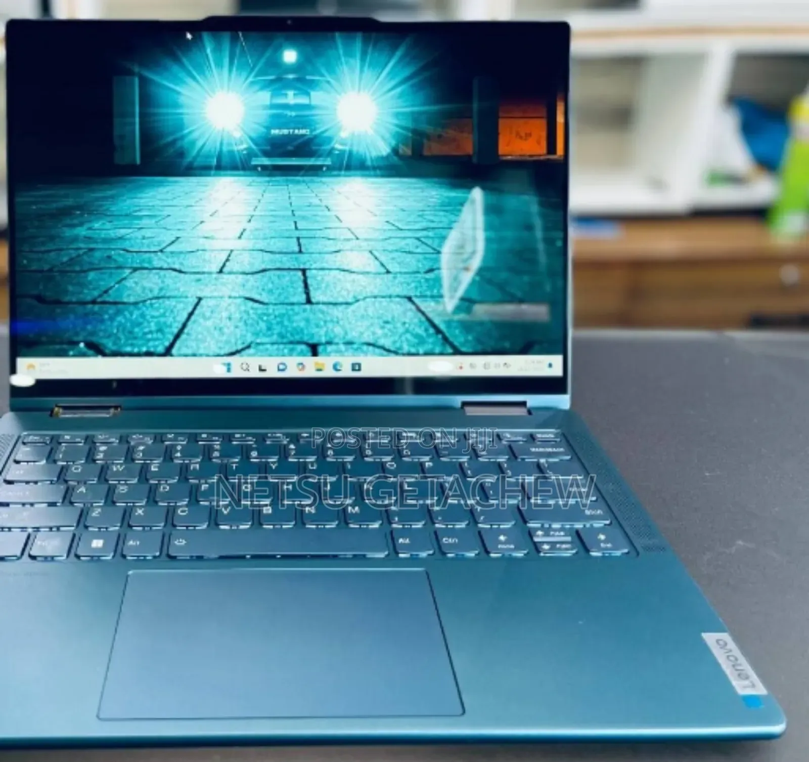 New Laptop Lenovo Yoga 7i 16GB Intel Core Ultra 7 SSD 512GB