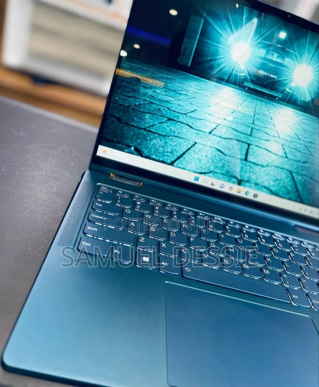 New Laptop Lenovo ThinkPad Yoga 16GB Intel Core Ultra 7 SSD 512GB