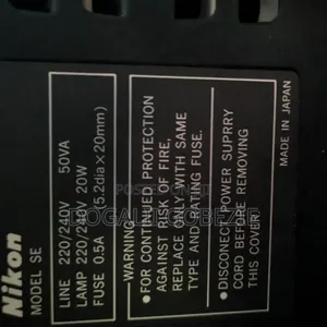 Nikon Se Microscope (Japan )