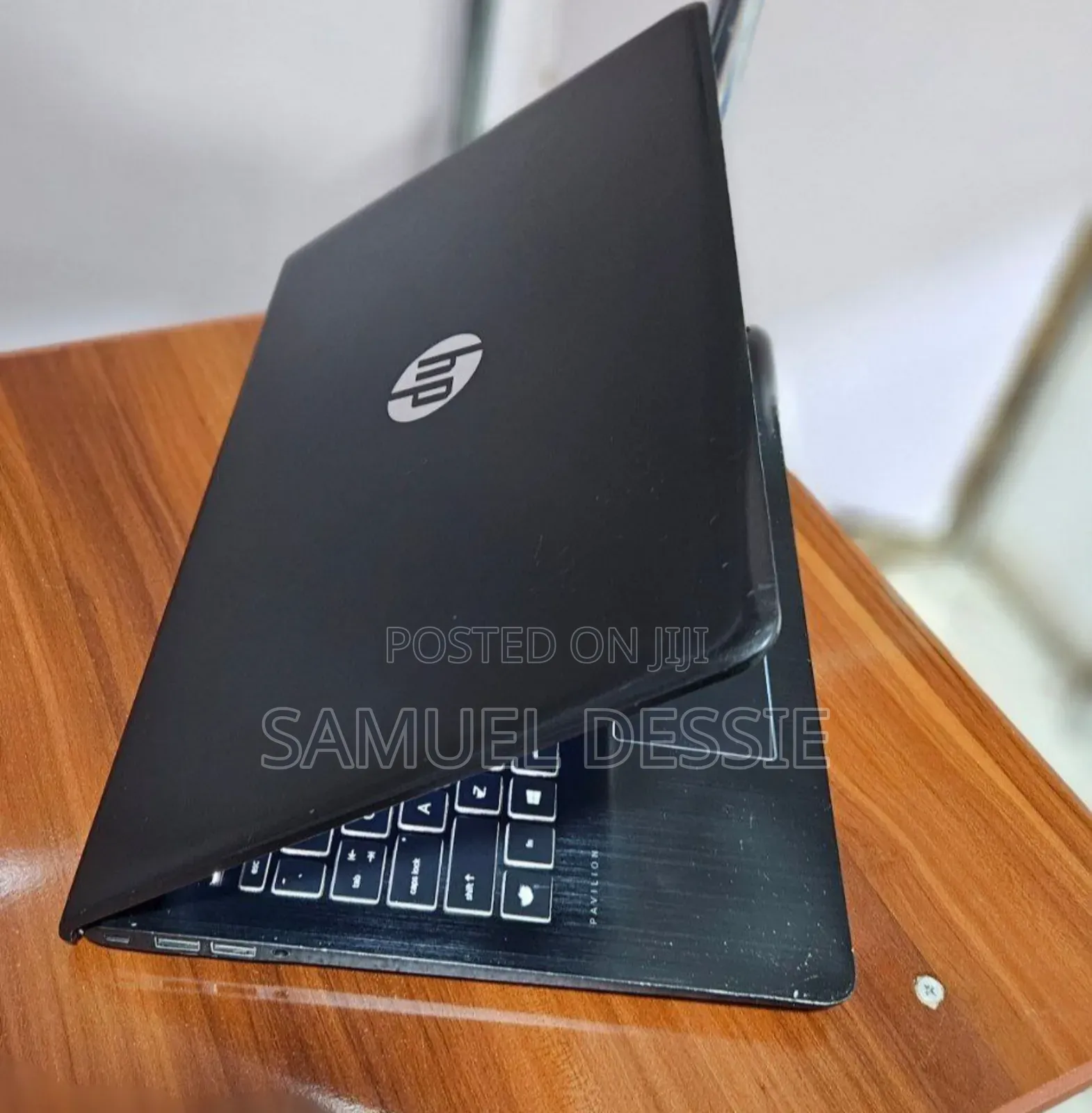 New Laptop HP Pavilion 15 8GB Intel Core I7 SSD 512GB