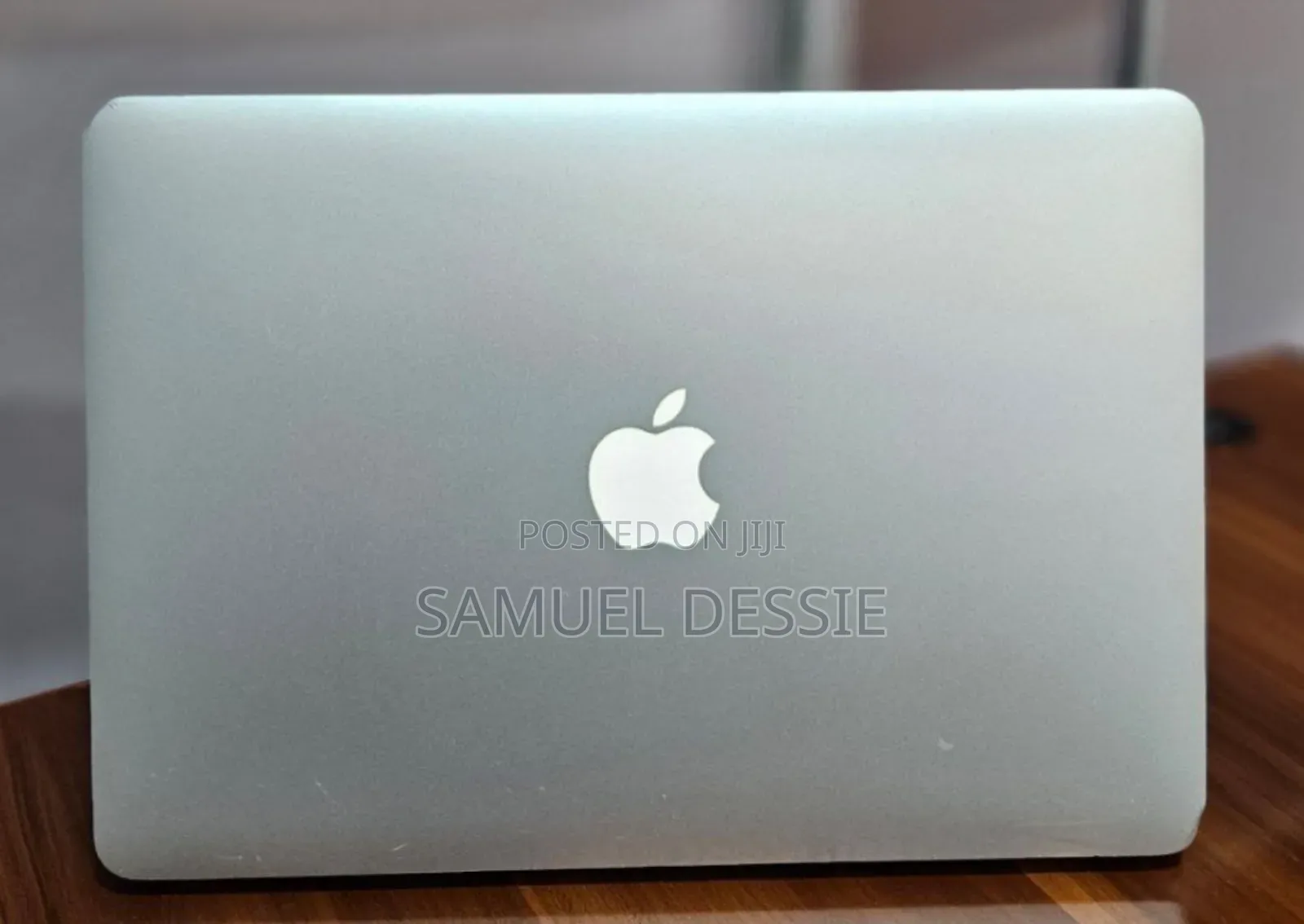 New Laptop Apple MacBook Air 2015 8GB Intel Core I5 SSD 256GB