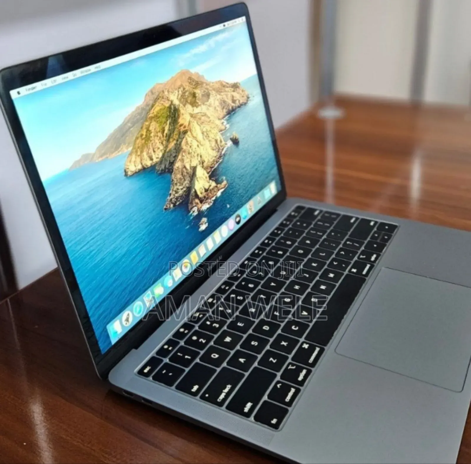 New Laptop Apple MacBook Air 2019 8GB Intel Core I5 SSD 128GB