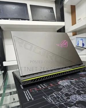 New Laptop Asus ROG Strix G15 16GB Intel Core I9 SSD 1T