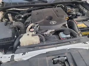 Toyota Hilux Revo Double Cab Deisel 2.8 AWD 2022 White