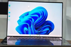 New Laptop Dell XPS 15 32GB Intel Core I9 SSD 1T