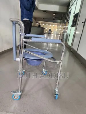 Commode Wheelchair煞星wheelchair煞是toilet Wheelchair三級commode Wheelchair