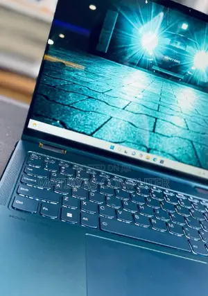New Laptop Lenovo 16GB Intel Core Ultra 7 SSD 512GB