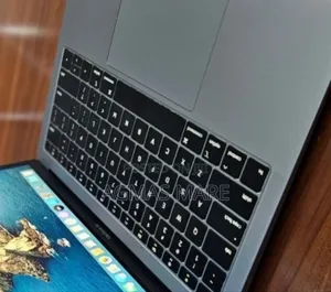 New Laptop Apple MacBook Air 2019 8GB Intel Core I5 SSD 128GB