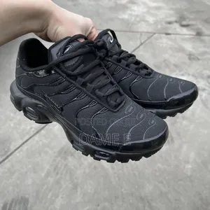 Photo - Nike Air Max Plus