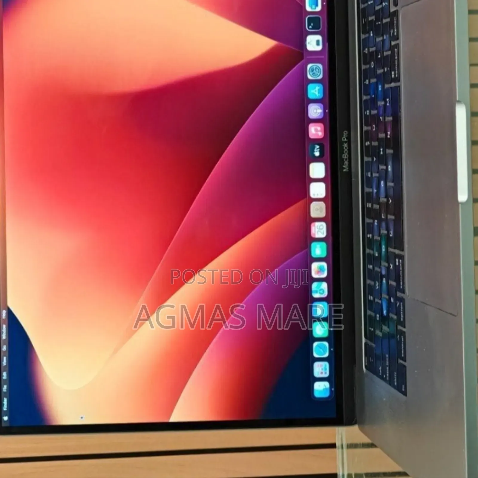 New Laptop Apple MacBook Pro 2019 16GB Intel Core I7 SSD 512GB