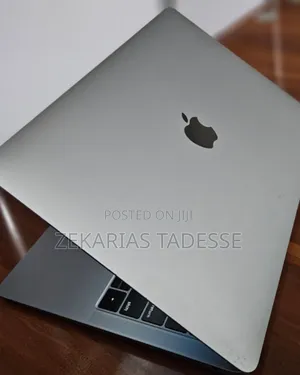 New Laptop Apple MacBook Air 2019 16GB Intel Core I5 SSD 512GB