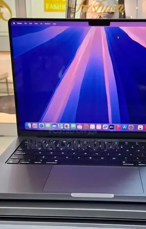 New Laptop Apple MacBook Pro M1 32GB Apple M1 Pro SSD 512GB