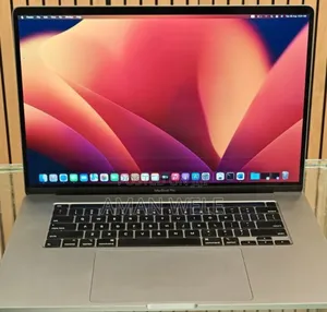 New Laptop Apple MacBook Pro 2019 16GB Intel Core I7 SSD 512GB