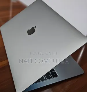 Photo - New Laptop Apple MacBook Pro 2019 8GB Intel Core I5 SSD 128GB