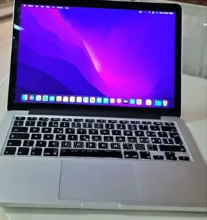 New Laptop Apple MacBook Pro 2015 8GB Intel Core I5 SSD 256GB