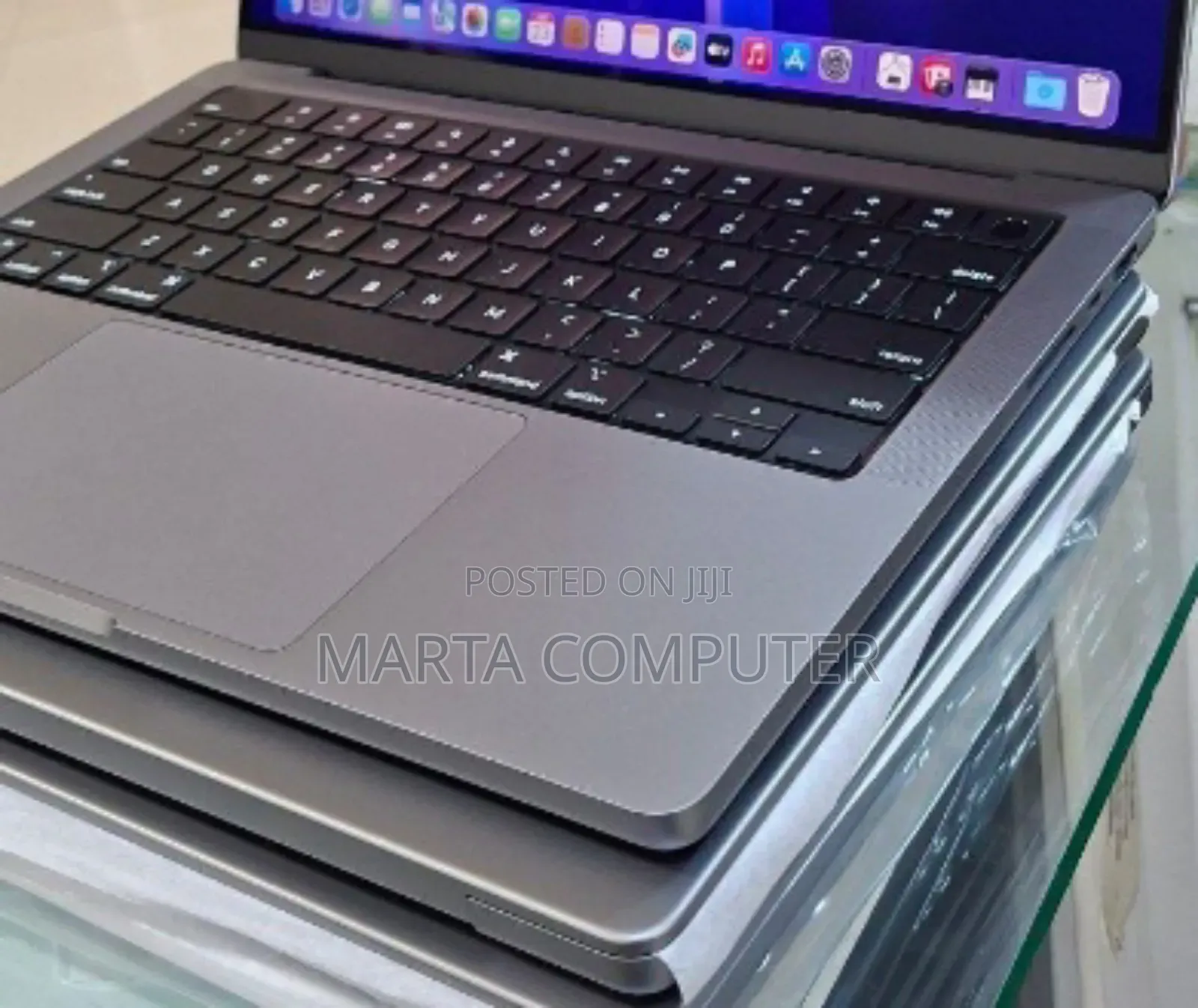 New Laptop Apple MacBook Pro M1 16GB Apple M1 SSD 512GB