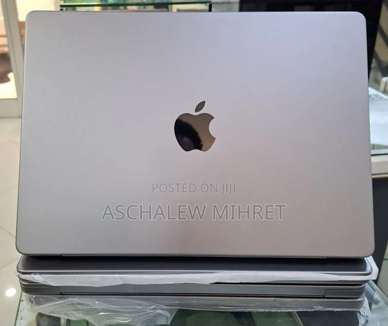 New Laptop Apple MacBook Pro 2021 M1 32GB Apple M1 SSD 512GB