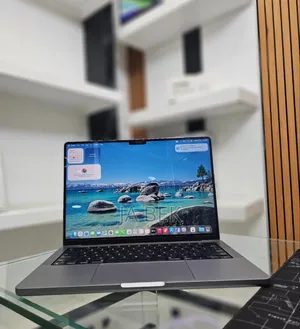 New Laptop Apple MacBook Pro M1 16GB Apple M1 Pro SSD 512GB