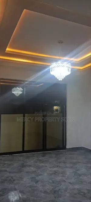 Furnished 5bdrm Villa in Bole for sale