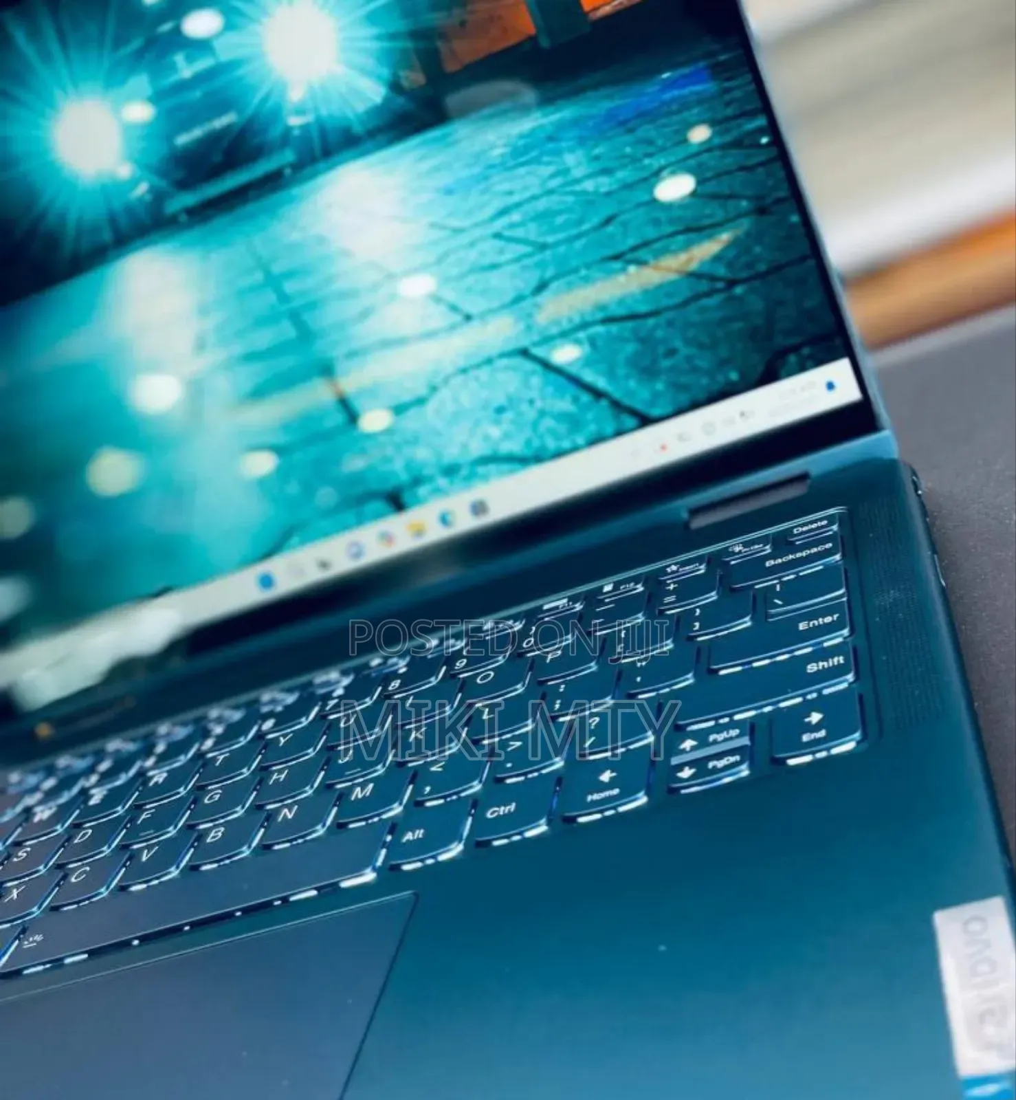 New Laptop Lenovo Yoga 2 16GB Intel Core Ultra 7 SSD 512GB