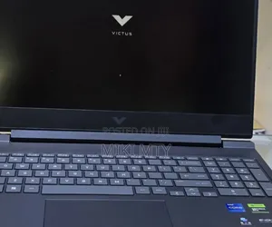 New Laptop HP EliteBook 1040 G3 16GB Intel Core I7 SSD 512GB