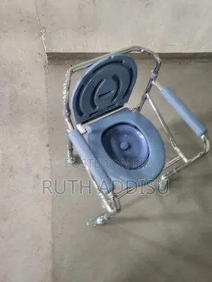 Toilet Chair𡯁夊commode Chair Medical煞白brand New Toilet Chair雞肉commode