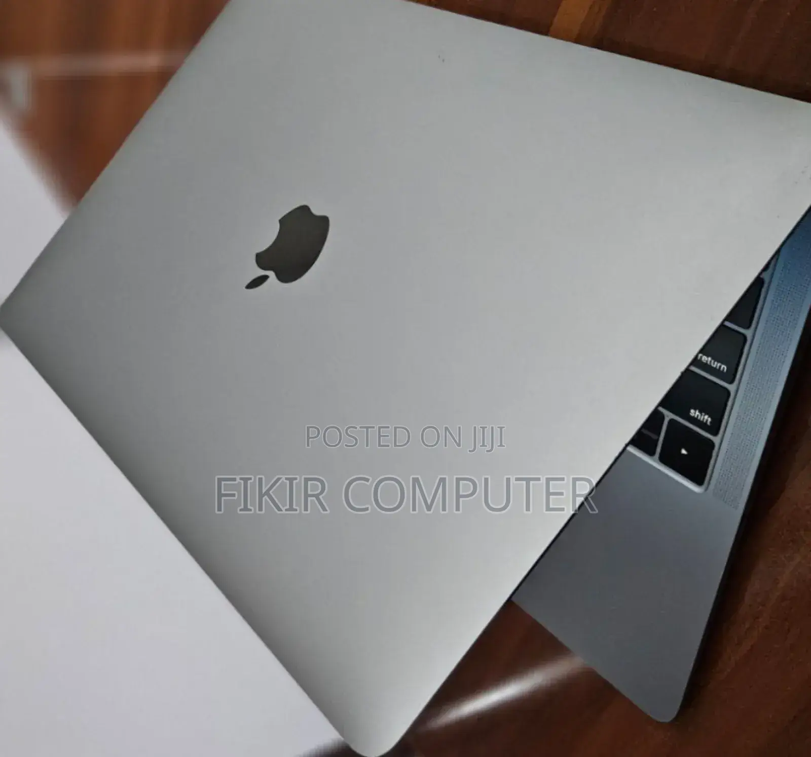 New Laptop Apple MacBook Air 2019 8GB Intel Core I5 SSD 128GB