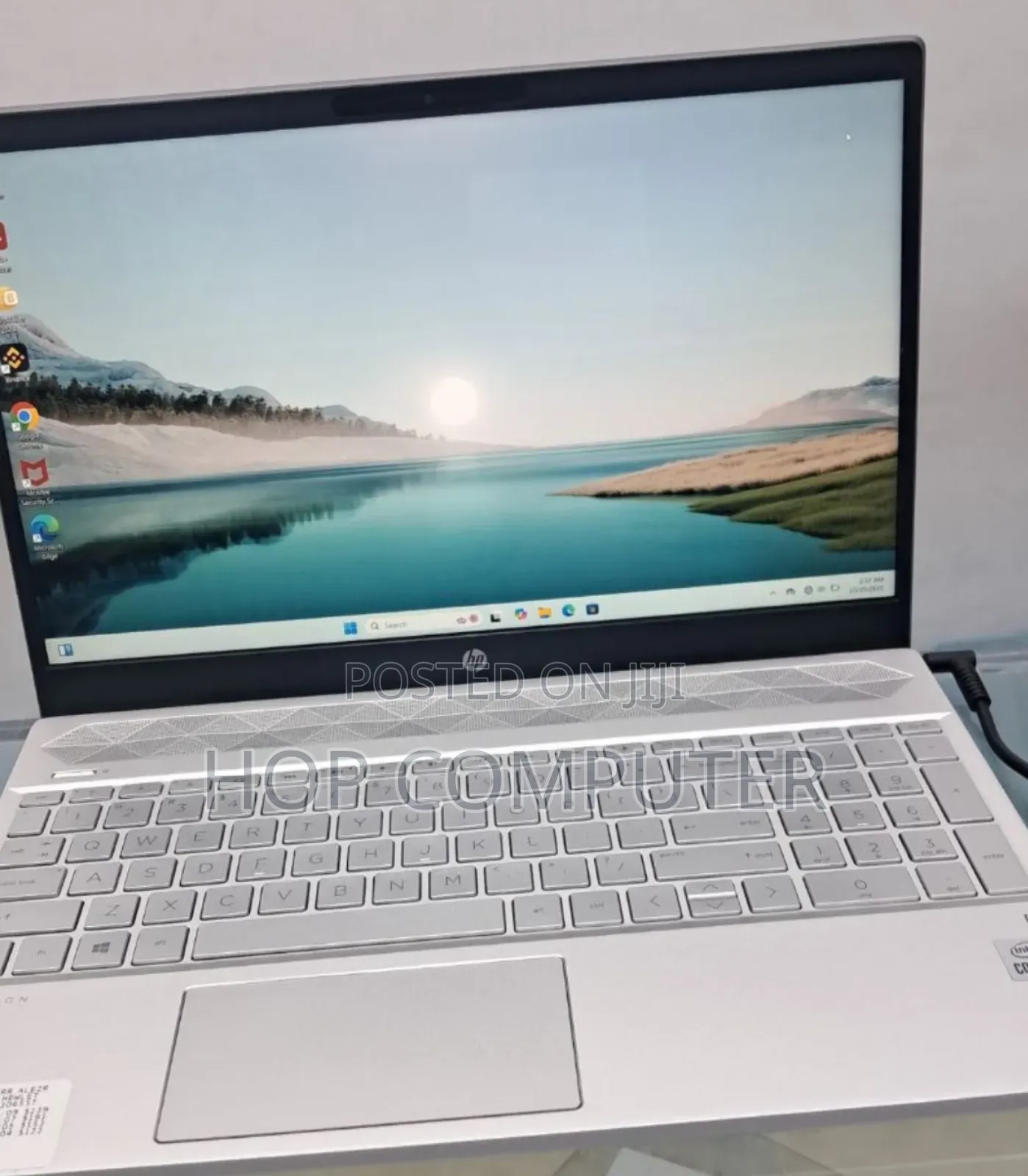 New Laptop HP Pavilion 15 8GB Intel Core I5 SSD 128GB