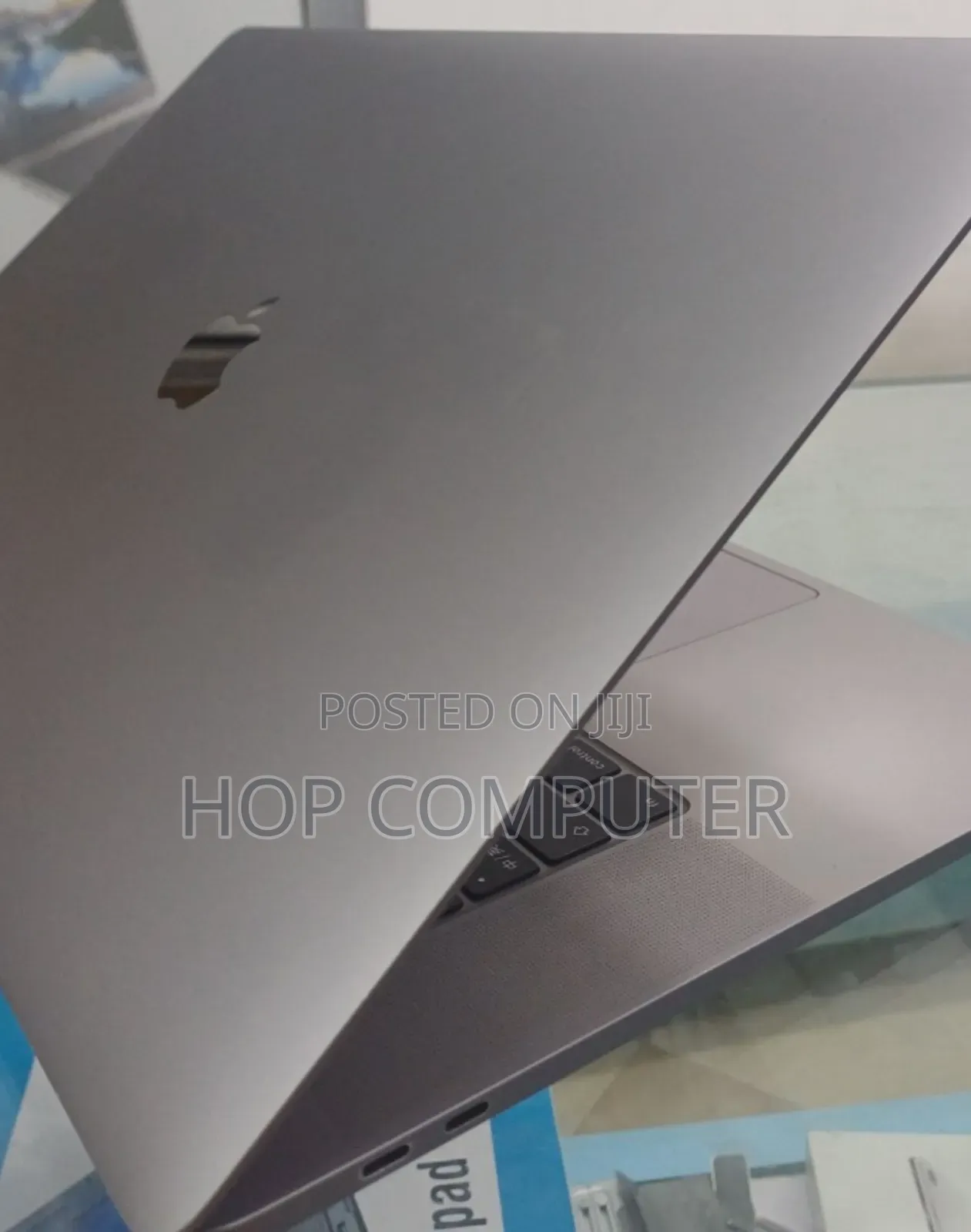 New Laptop Apple MacBook Pro 2019 32GB Intel Core I9 SSD 1T