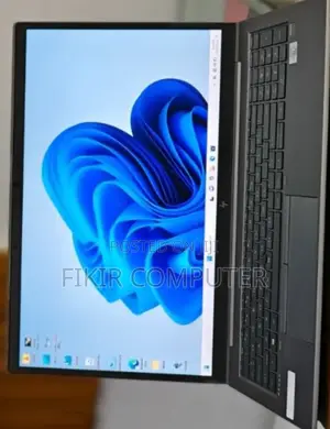 New Laptop HP ZBook Fury 17 G7 16GB Intel Core I7 SSD 512GB