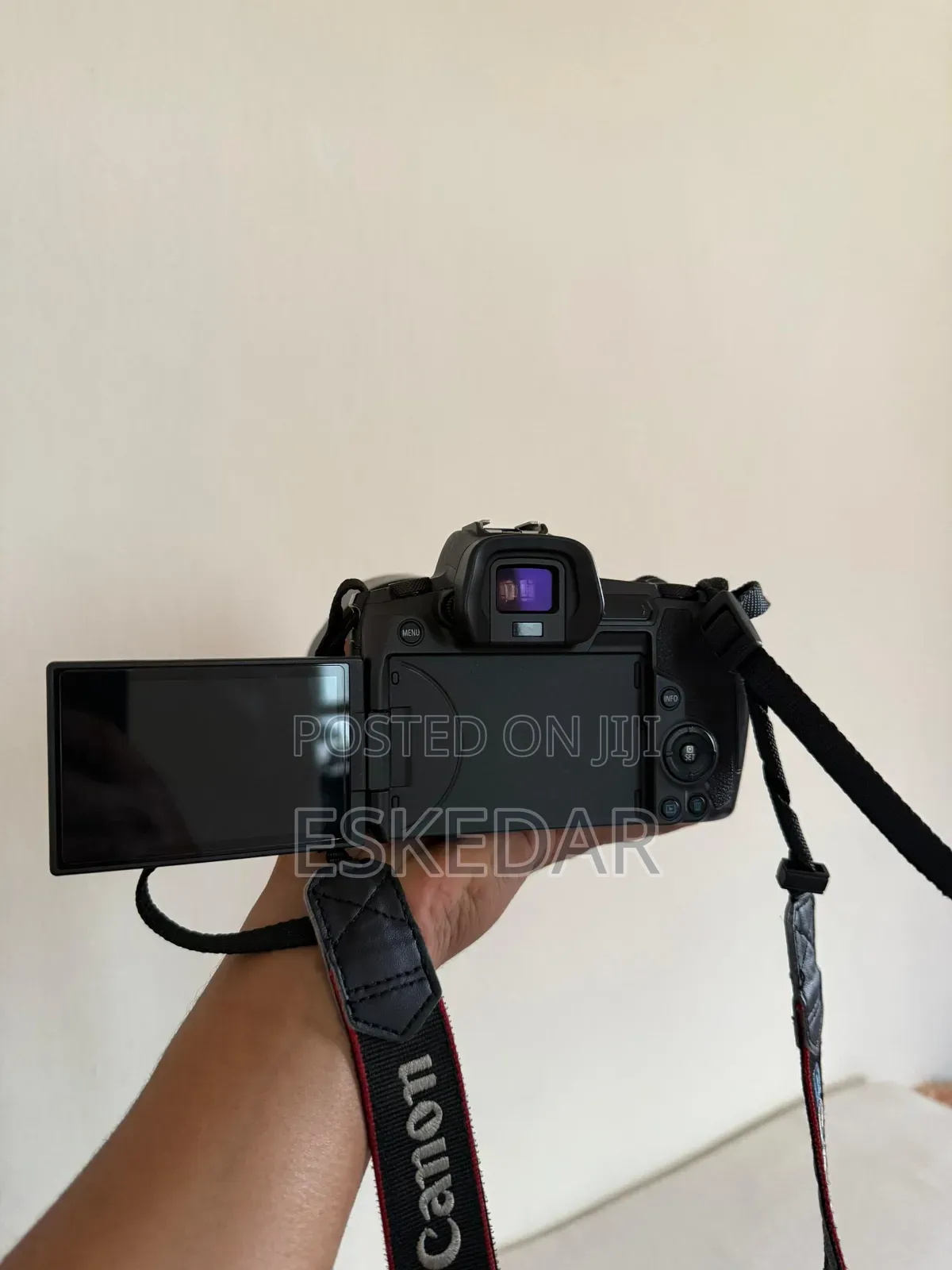 Canon R With Rf 24-105 Mm F/4 L Is Usm Lens (Red Ring)