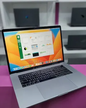 New Laptop Apple MacBook Pro 2018 16GB Intel Core I7 SSD 512GB