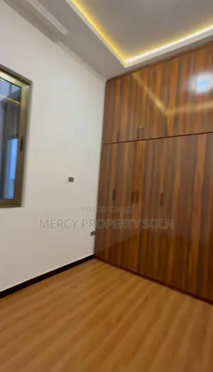 Furnished 5bdrm Villa in Bole for sale