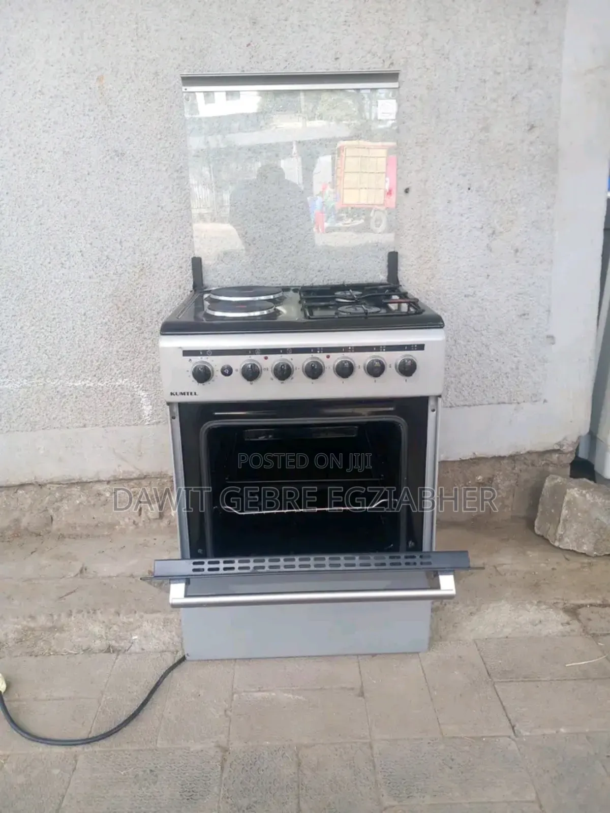 Kumtel Standing Stove and Oven