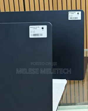 New Laptop Apple MacBook 16GB Apple M4 Pro SSD 256GB