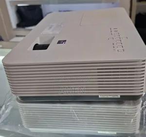 New Arrival 
Sony VPL-Dx221 Projector