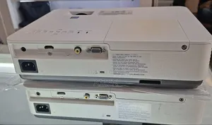 New Arrival 
Sony VPL-Dx221 Projector