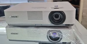 New Arrival 
Sony VPL-Dx221 Projector
