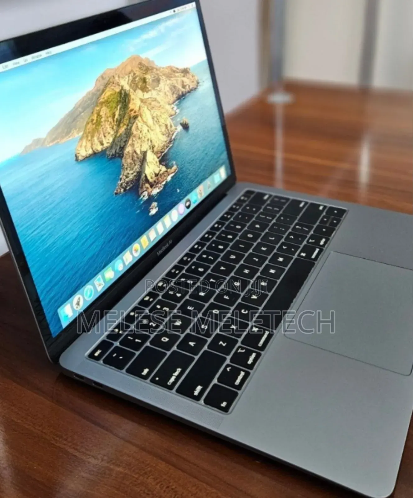 New Laptop Apple MacBook Air 2019 8GB Intel Core I5 SSD 128GB