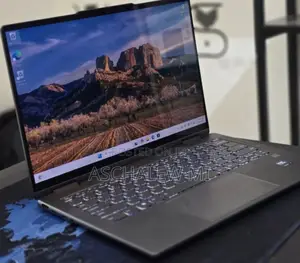 New Laptop Lenovo Yoga 7i 16GB Intel Core Ultra 7 SSD 512GB