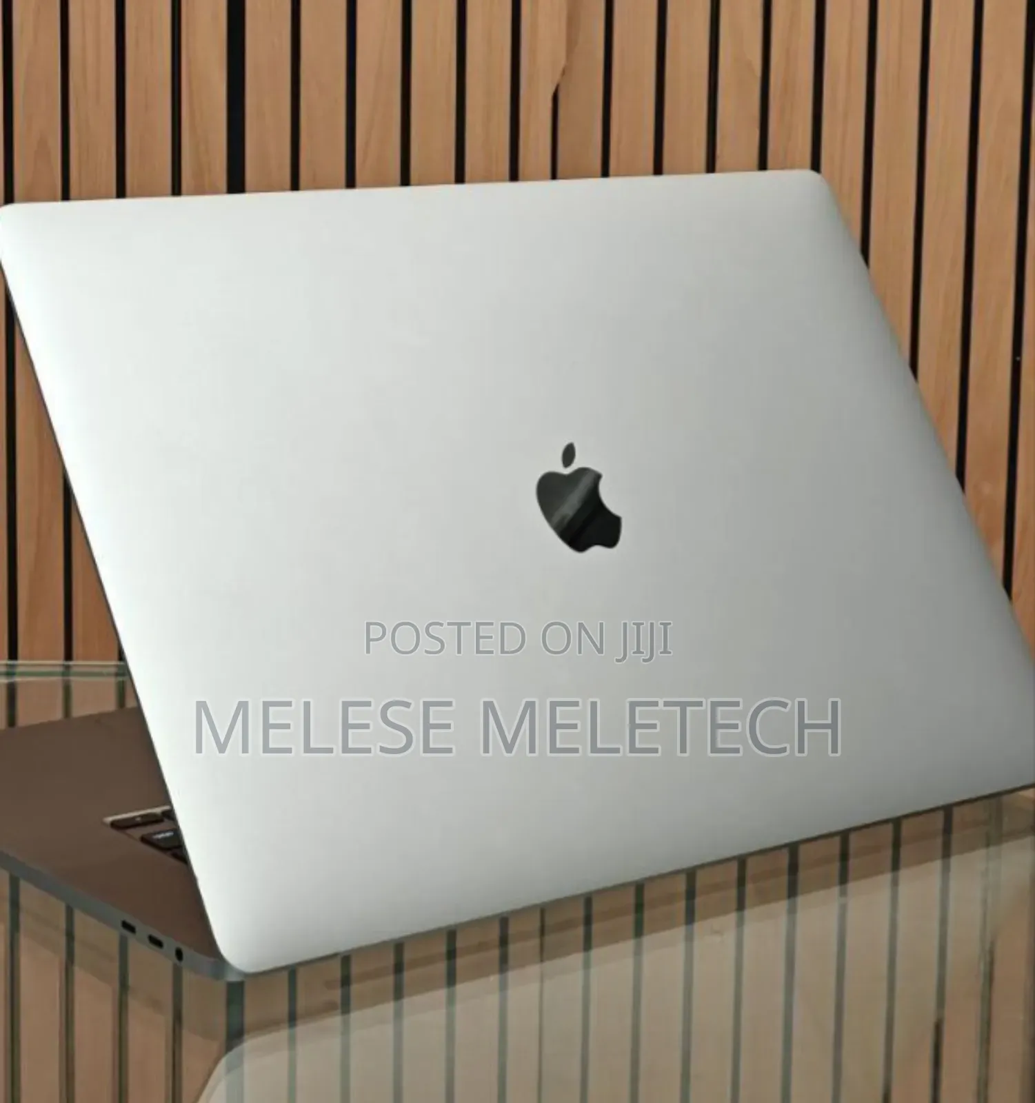 New Laptop Apple MacBook Pro 2019 16GB Intel Core I7 SSD 512GB