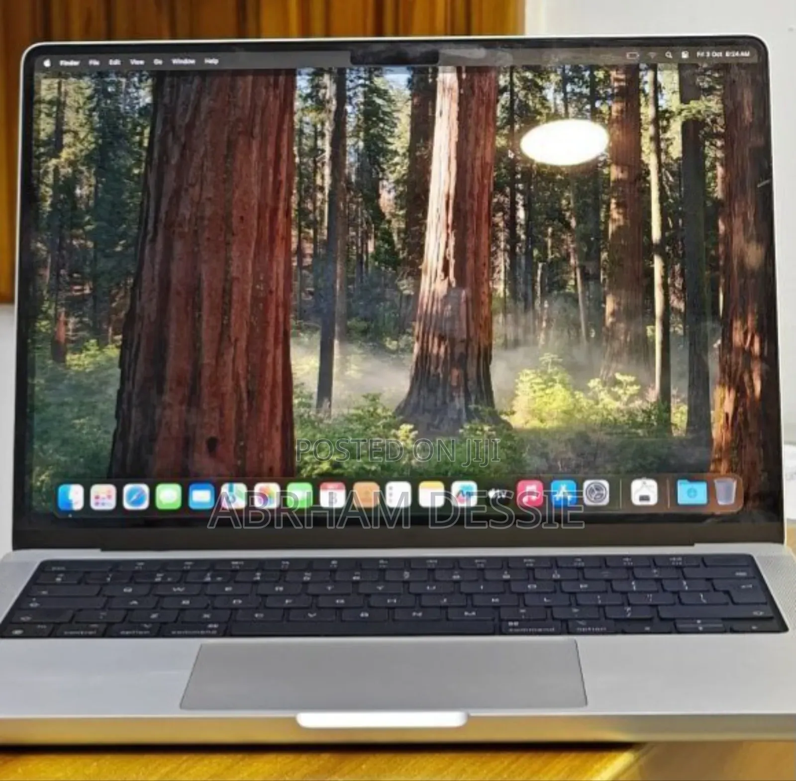 New Laptop Apple MacBook Pro M1 16GB Apple M1 Pro SSD 512GB