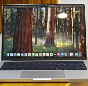 New Laptop Apple MacBook Pro M1 16GB Apple M1 Pro SSD 512GB